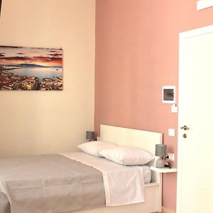Miroballo Room